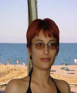 <p class='ppt-number'>0137 777 35 03</p><p class='ppt-pricing-de'>1 €/Anruf MoFu Tarif abweichend</p>