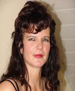 <p class='ppt-number'>09005 207 507</p><p class='ppt-pricing-de'>1,99 Euro/Min. im dt. Festnetz - Mobilnetz ggf. abweichend</p>