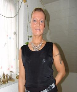 <p class='ppt-number'>09005 207 507</p><p class='ppt-pricing-de'>1,99 Euro/Min. im dt. Festnetz - Mobilnetz ggf. abweichend</p>